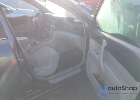 2012 Toyota Highlander Base V6 из США, поврежденный, VIN 5TDBK3EH5CS158600